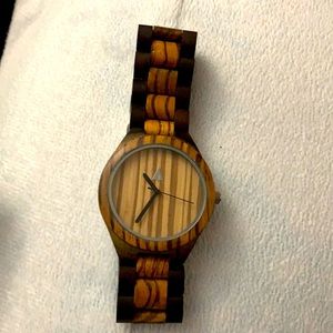 Wooden Style Watch Lightweight